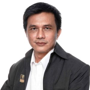 1. Prof. Dr.rer.nat. Abdul Haris, M.Si.